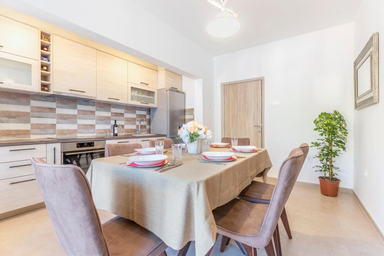 Apartment Seafoam Kotor